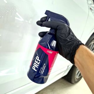 Před každou ochranou laku je důkladné odmaštění laku klíčové! Použij GYEON Q²M PREP – spolehlivý a bezpečný způsob, jak z...