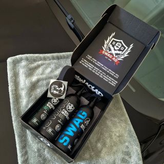 Chceš darovat dokonalý lesk a ochranu? SWAG Lite Detailing Box – kompletní sada pro lesk a ochranu laku – to je řešení pro...